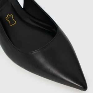 Alexi Heels